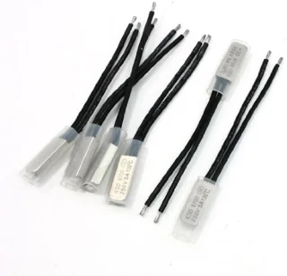 ترموسوئیچ سیم دار ۱۳۰ درجه کلوز ۵ امپر ۲۵۰ ولت